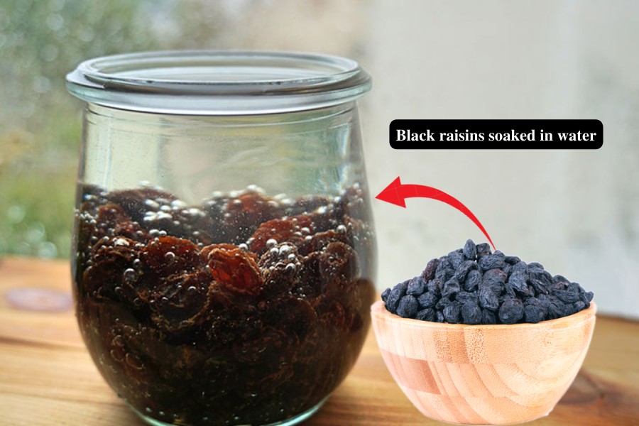 http://www.kashmironlinestore.com/cdn/shop/articles/benefits_of_black_raisins_soaked_in_water_1_1024x.png?v=1680336088