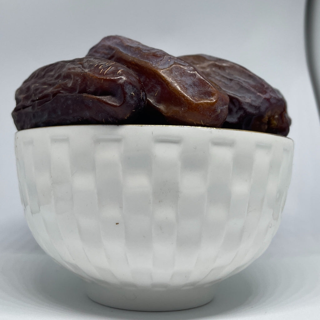 Buy Amber Dates |Nature’s Gift for a Healthy Lifestyle