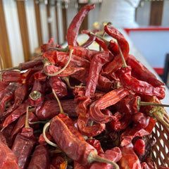 Buy Kashmiri Red Chillies (Lal Mirch) – Mild Heat, Rich Color & Authentic Flavor